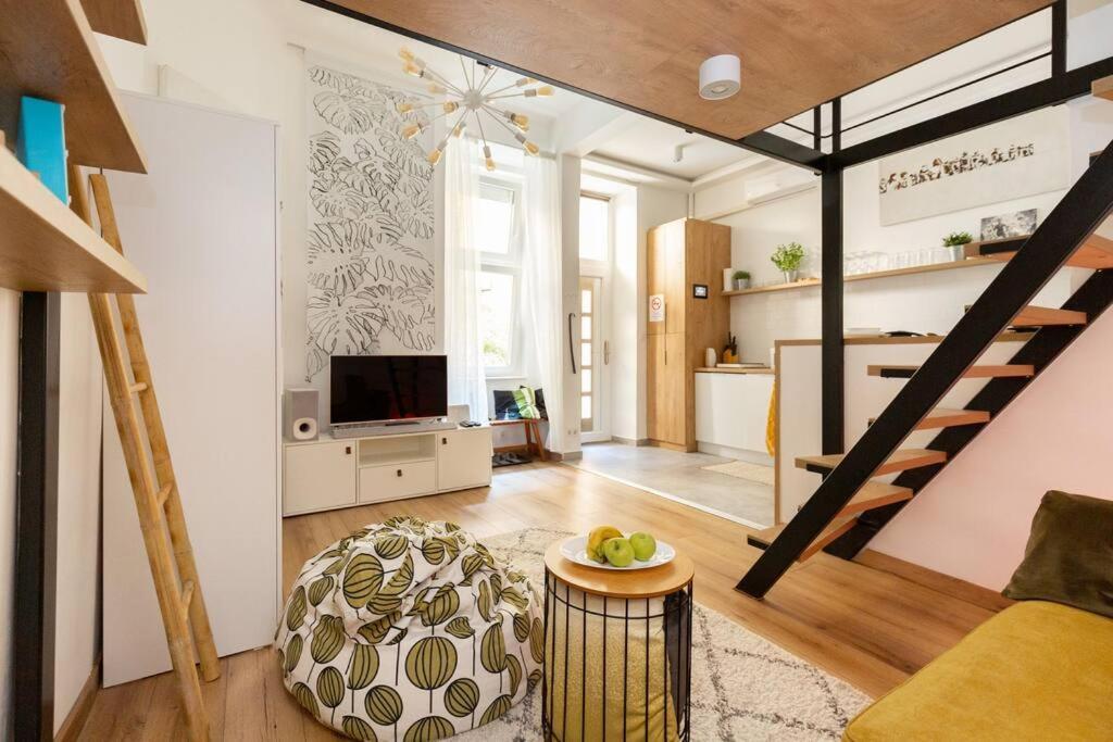 Stylish And Smart Apartment In The Center Budapest Extérieur photo
